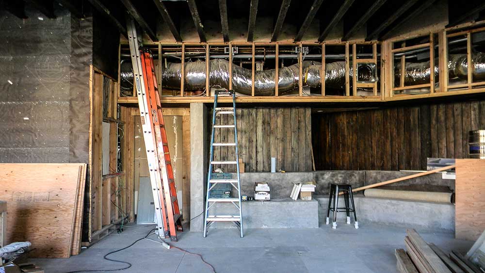 restaurant and bar remodel of blue parrot into bar 1502 in ocean beach san diego california