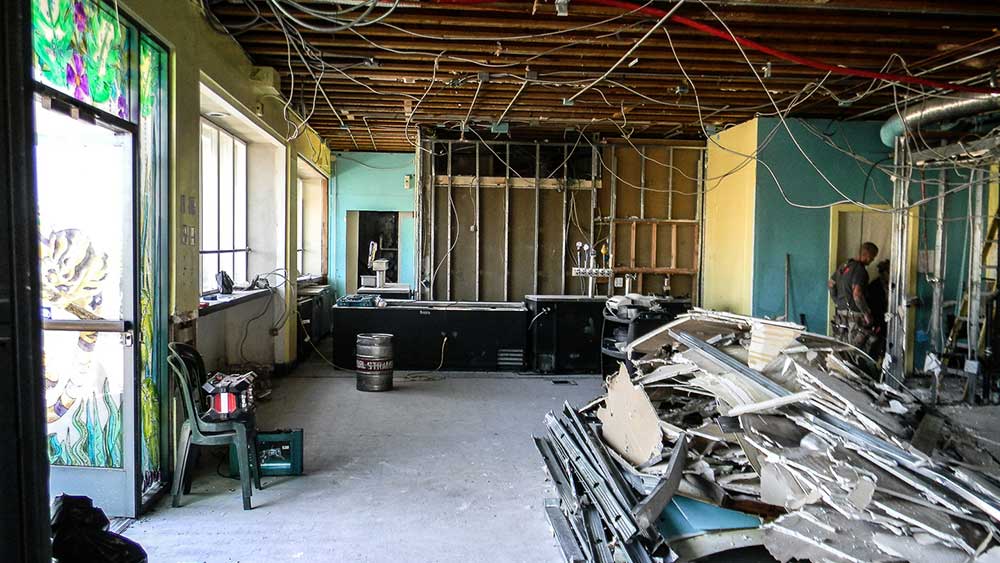 restaurant and bar remodel of blue parrot into bar 1502 in ocean beach san diego california